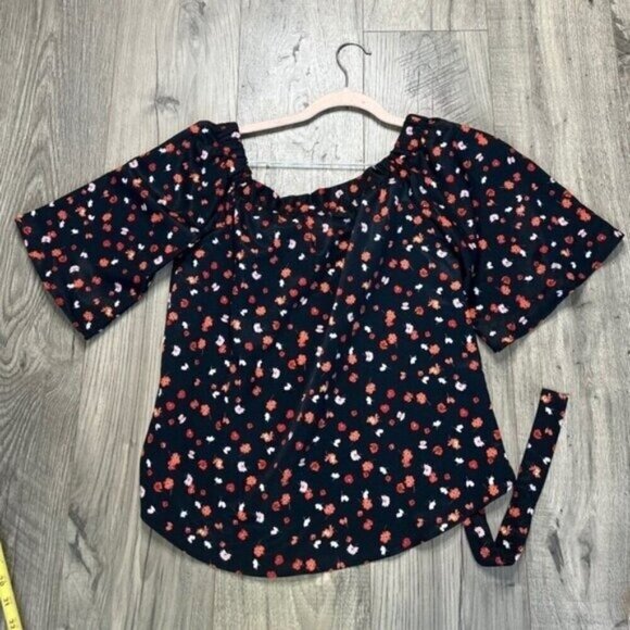 7 For All Mankind NWT Navy & Red Floral Print Off The Shoulder Blouse Size XS - Picture 10 of 11